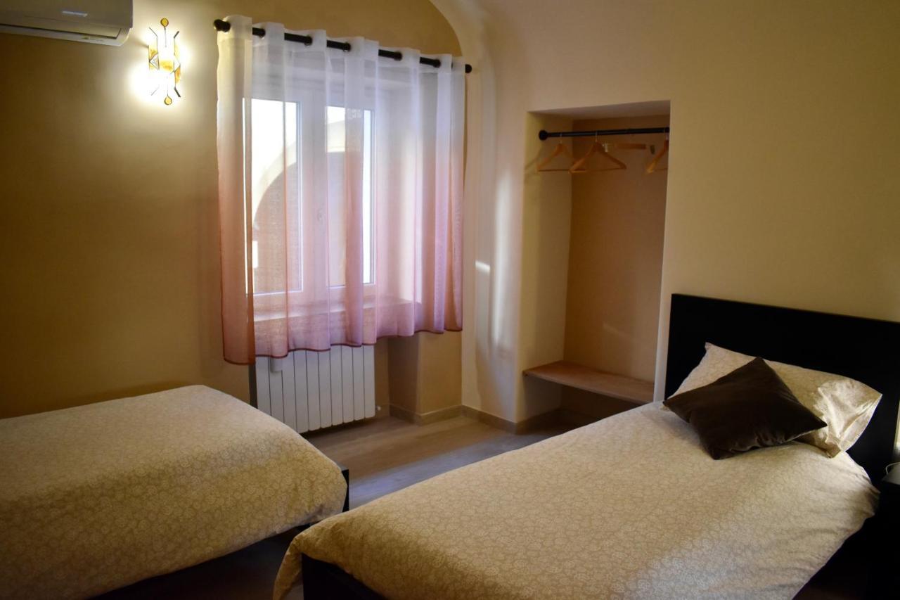 Dimora Normanna Bed and Breakfast Aversa Buitenkant foto