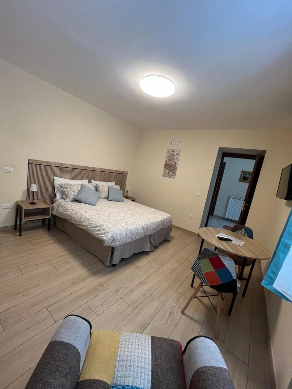 Dimora Normanna Bed and Breakfast Aversa Buitenkant foto